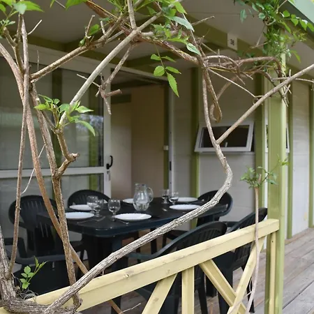 Ulvf U Libecciu ** Hotel Calvi  Buitenkant foto